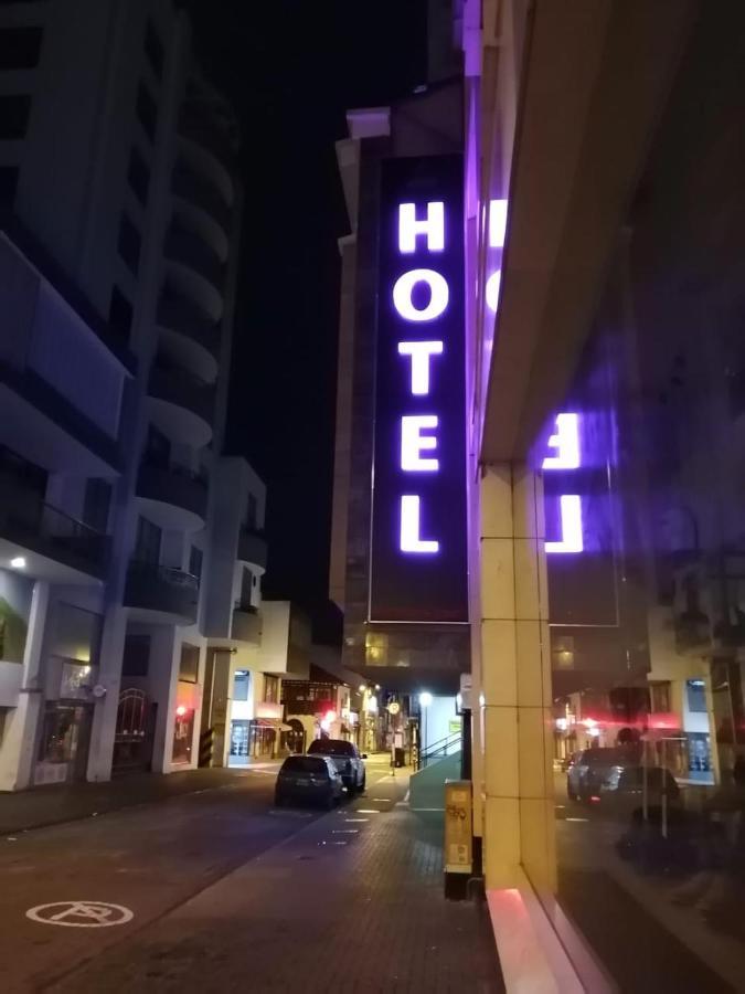 酒店 Golden Pereira